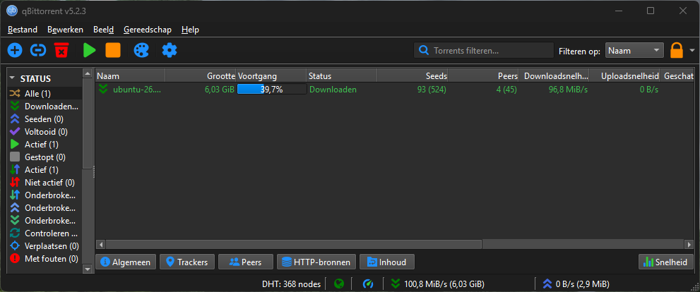 qBittorrent downloading the Ubuntu test torrent used for VPN speed testing